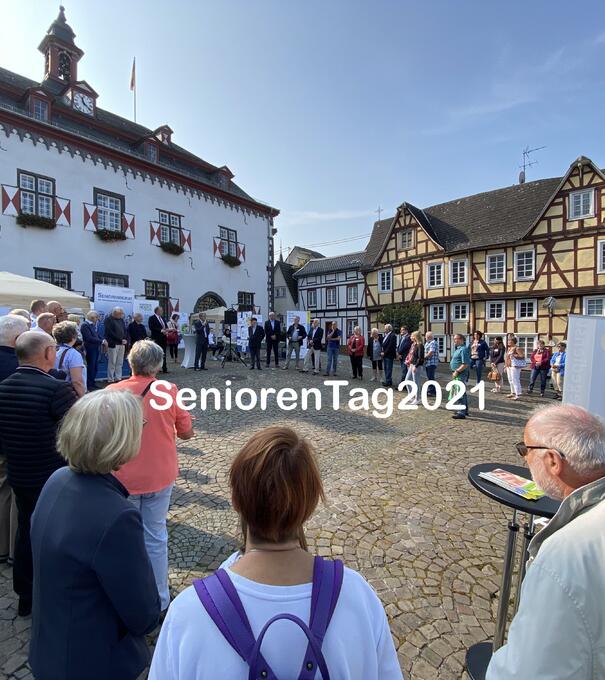 Gutes Wetter und viel Interesse: Der SeniorenTag 2021 der Verbandsgemeinde Linz. | Foto © Thomas Schwarz